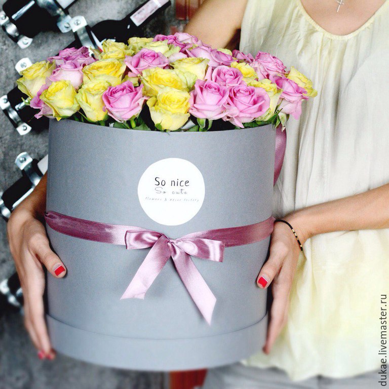 Упаковка букета. 10 способов упаковать цветы в крафт-бумагу. 10 ways to pack a bouquet in craft.